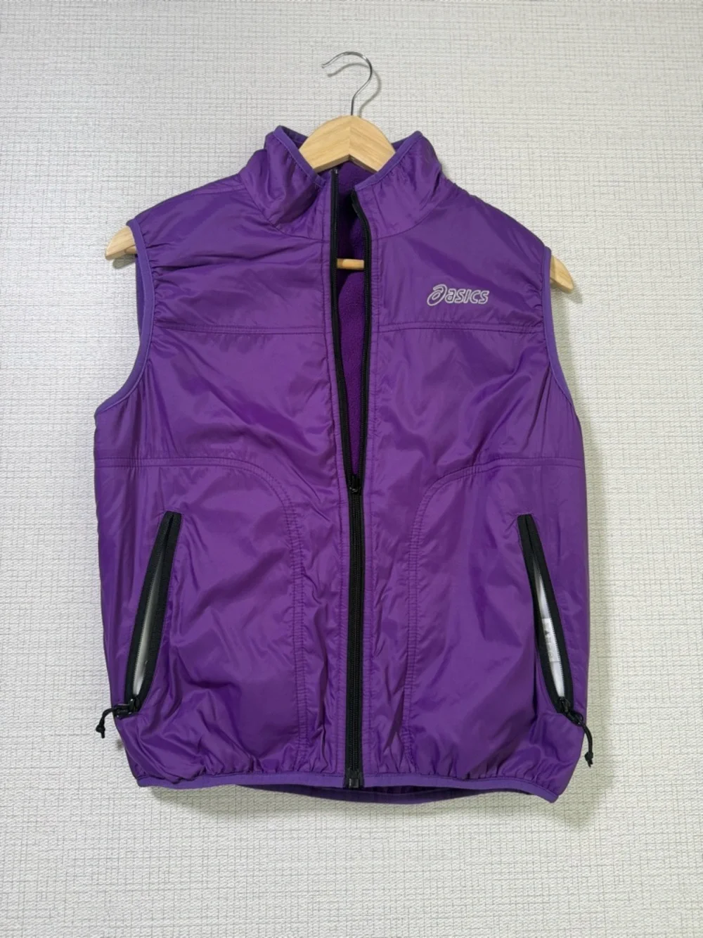 ASICS Purple Running Zip-Front Vest - Reversible - Picture 7 of 7